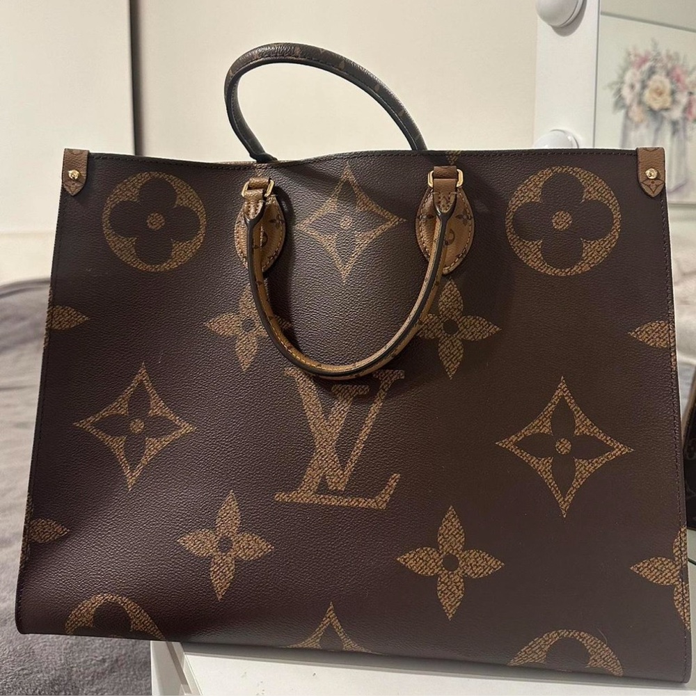 Louis Vuitton On-The-Go Tote Monogram Reverse Leather